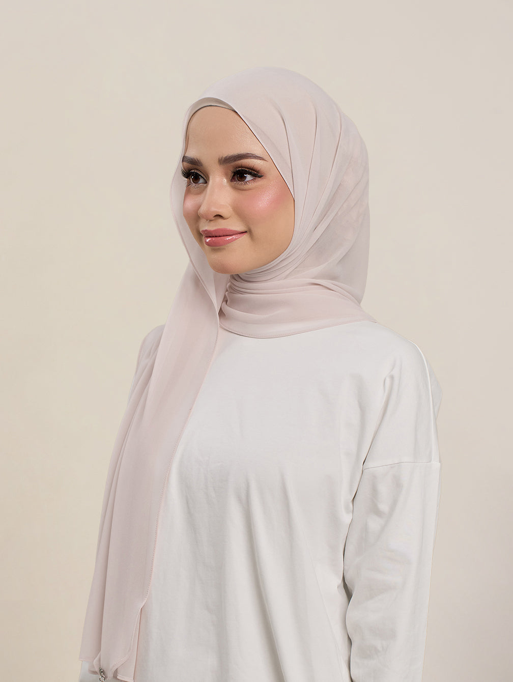 Alora - Lily Pink