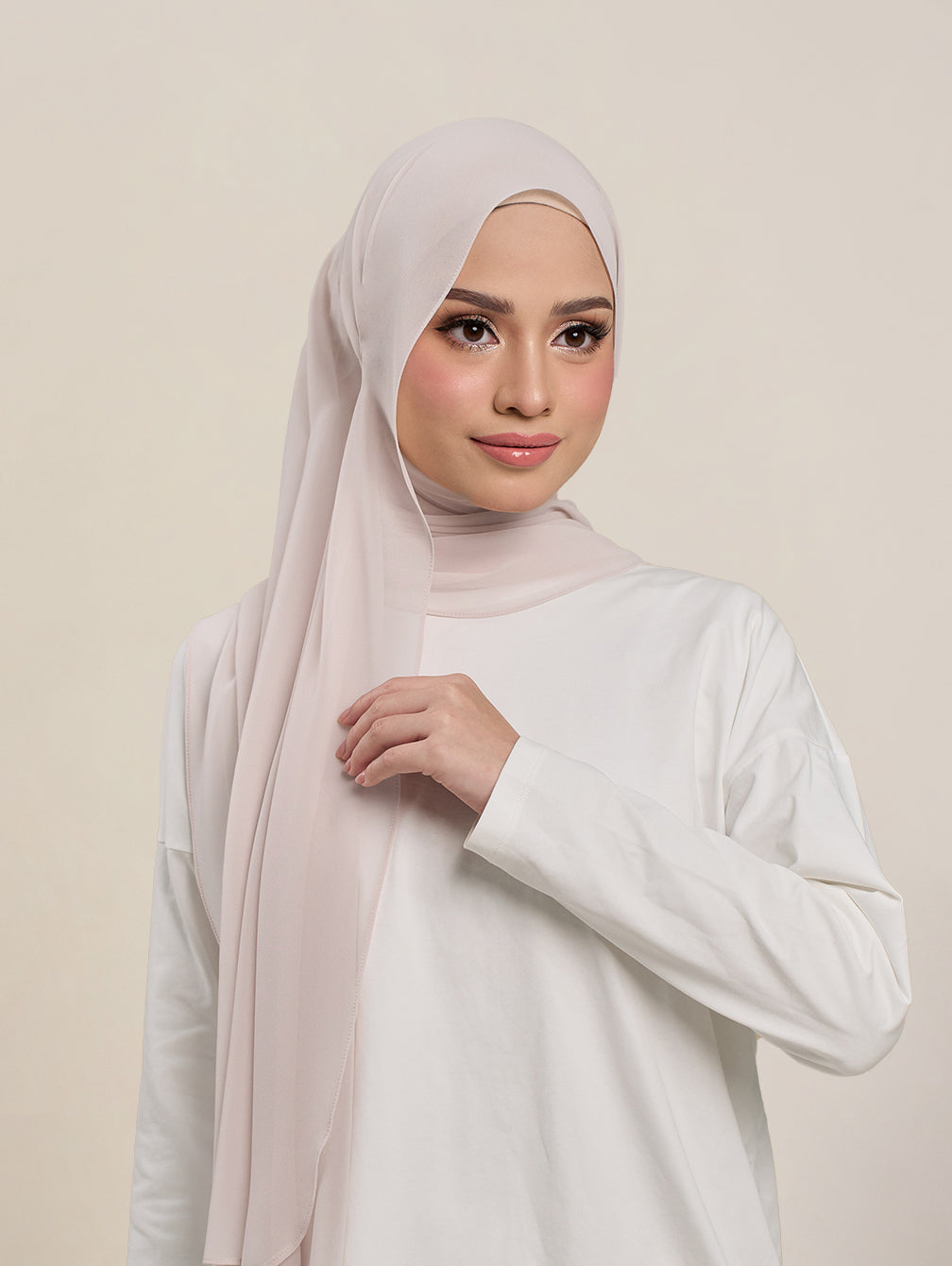 Alora - Lily Pink