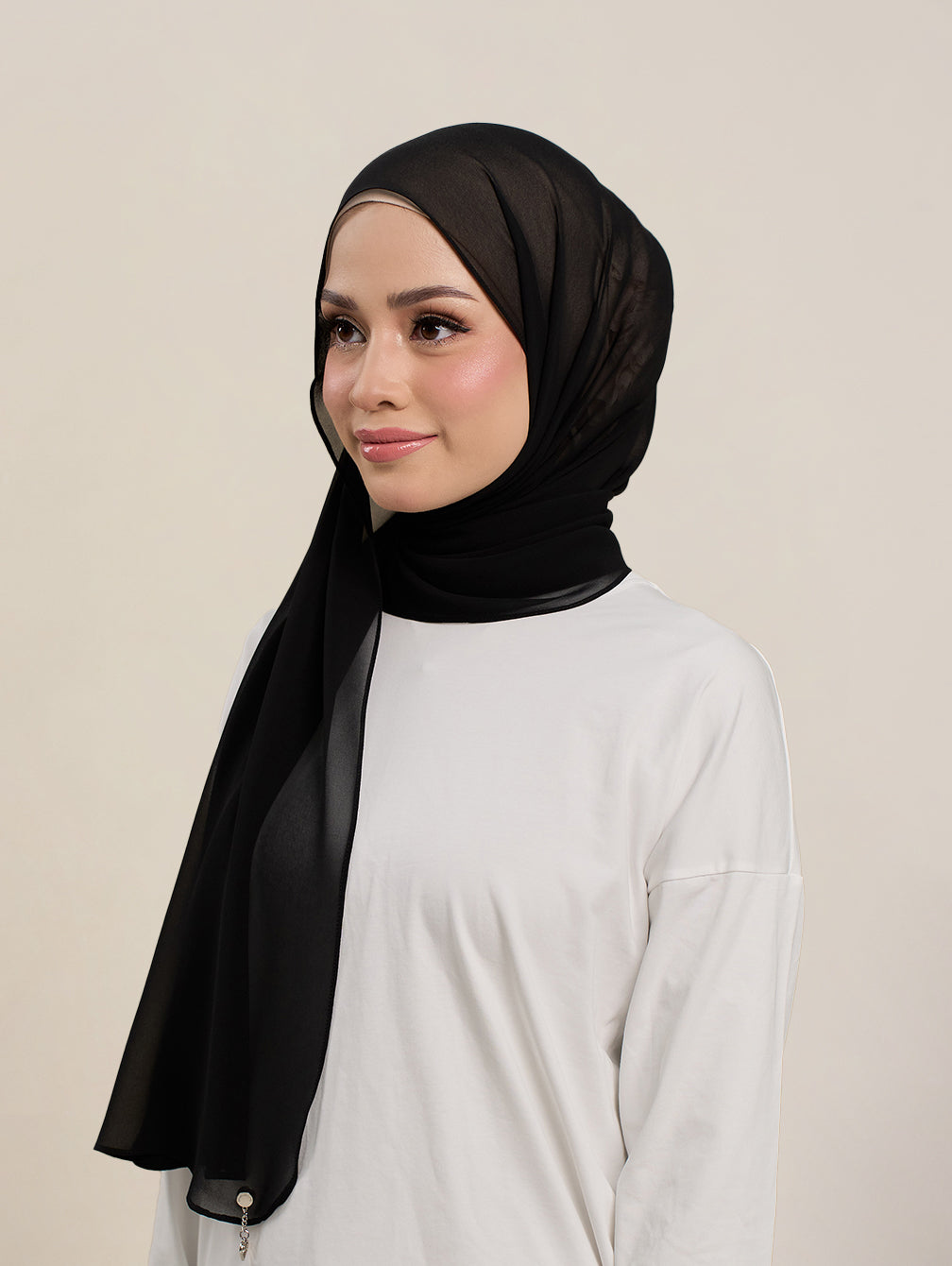 Alora - Black Ombre