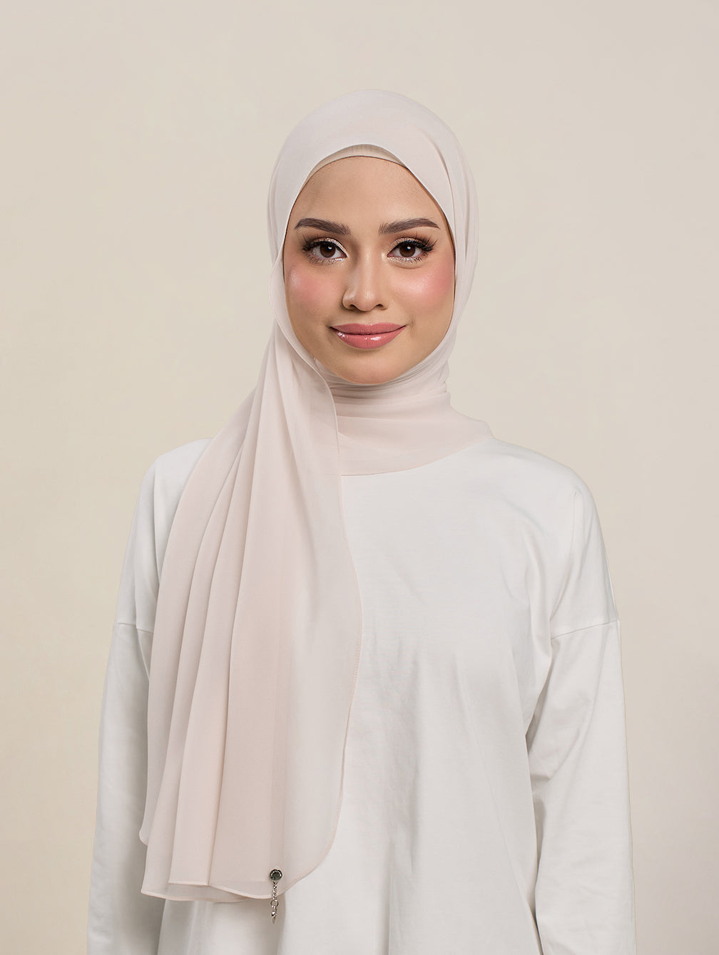 Alora - Milky Rose