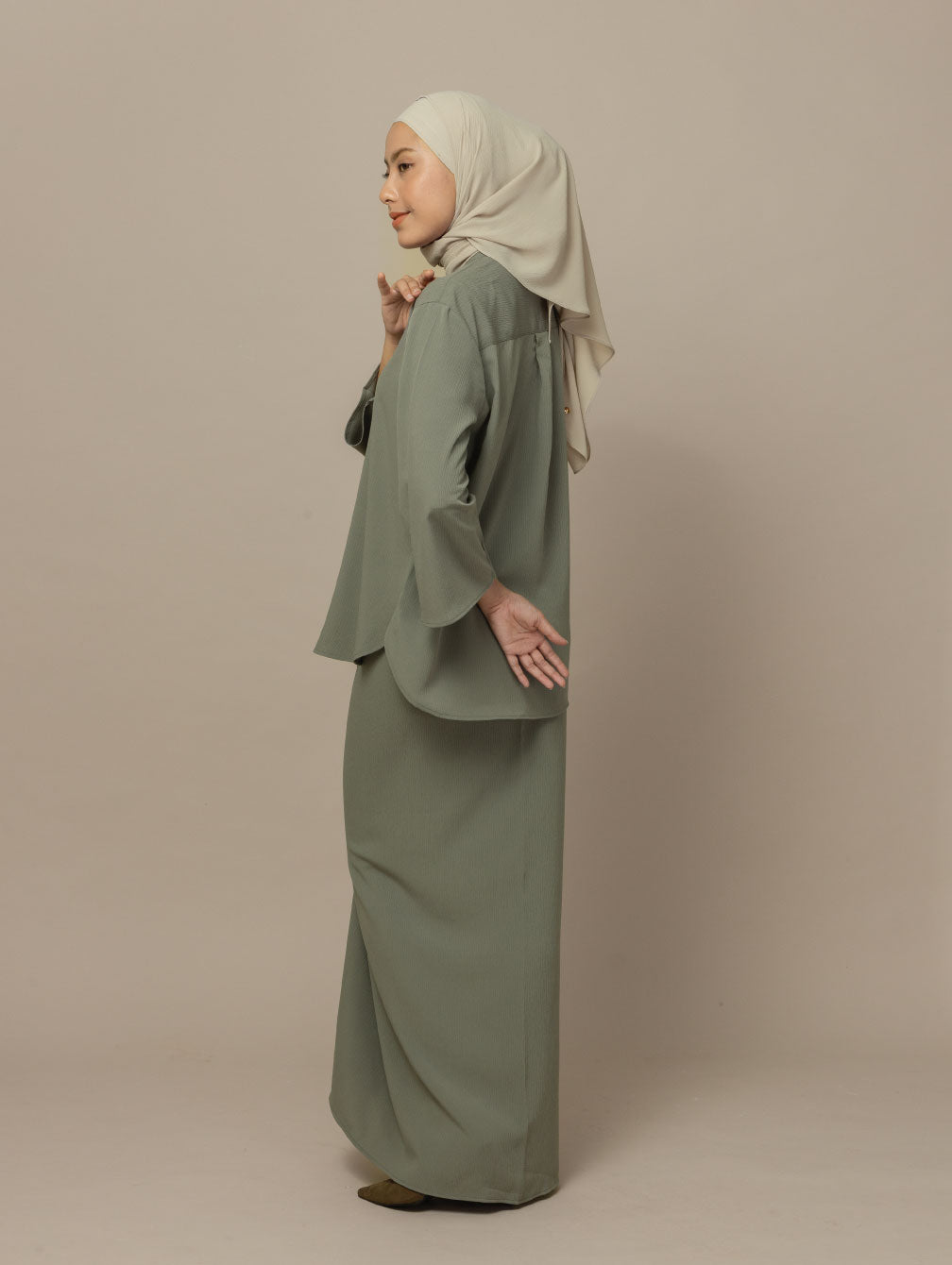Deloka - Fern Green