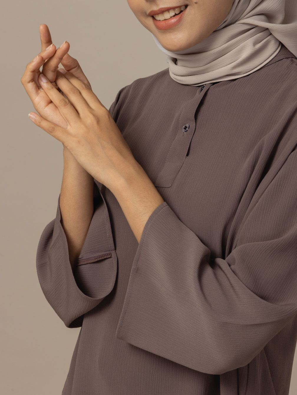 Deloka - Desert Brown