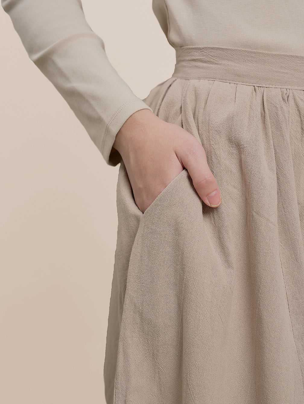 Diore Skirt - Ash Khaky