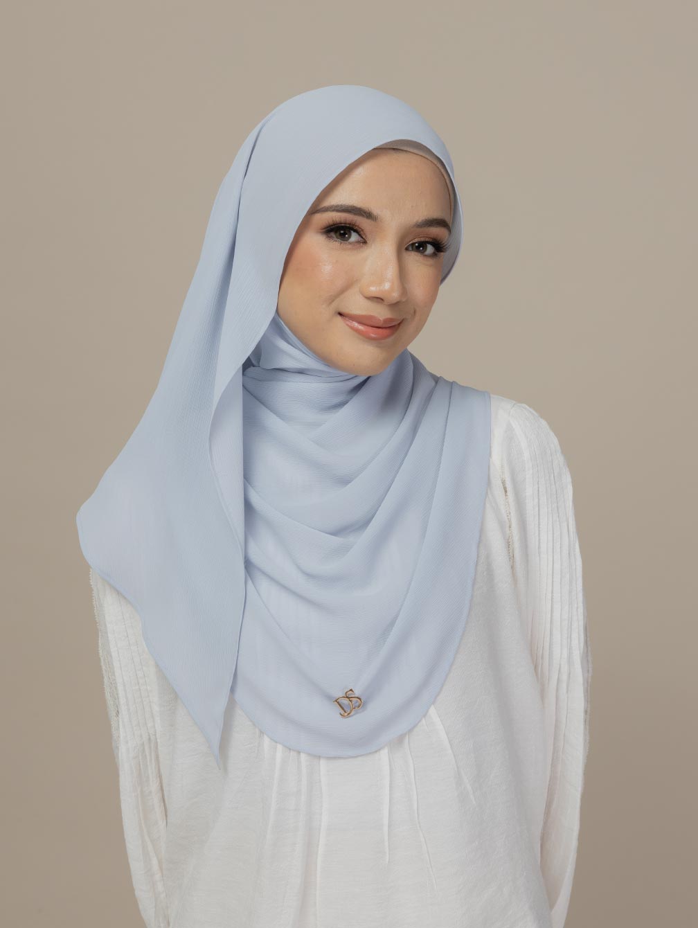 Avis Trishawl - Sky Berry