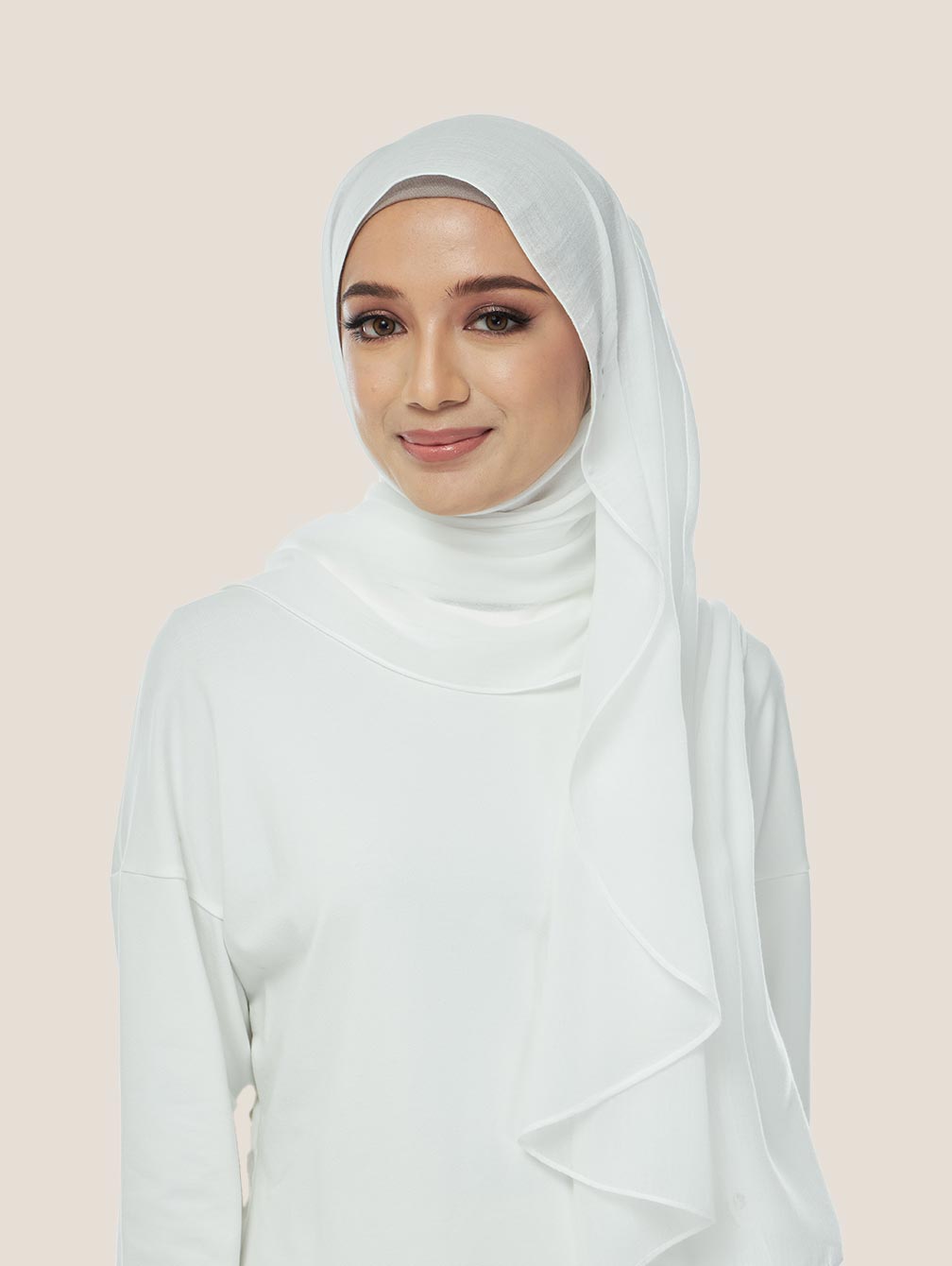 Lacy - Winter White