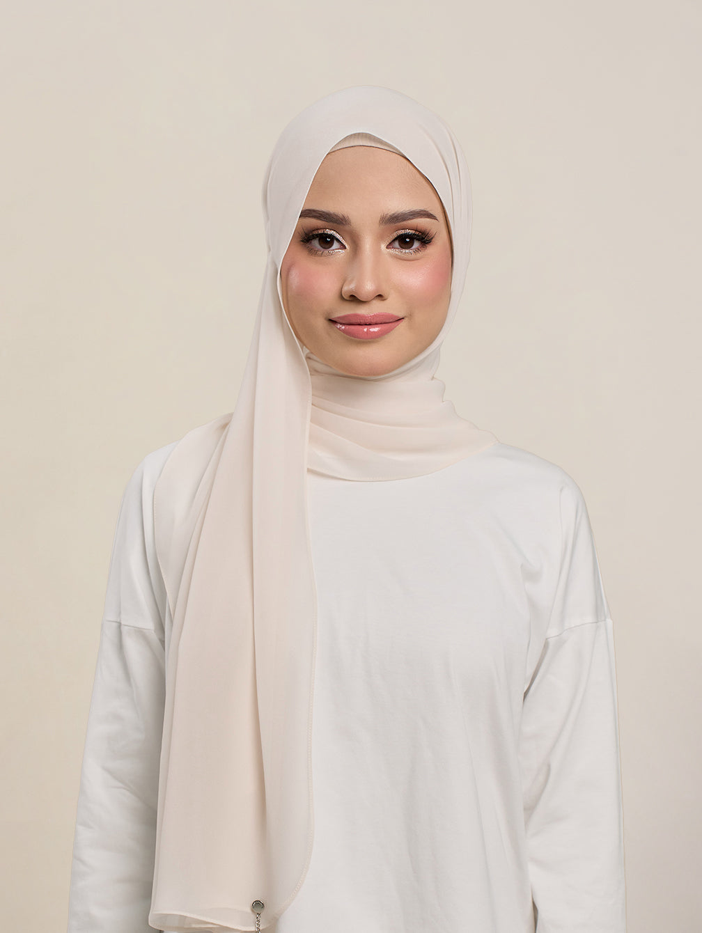 Alora - Vintage Lace