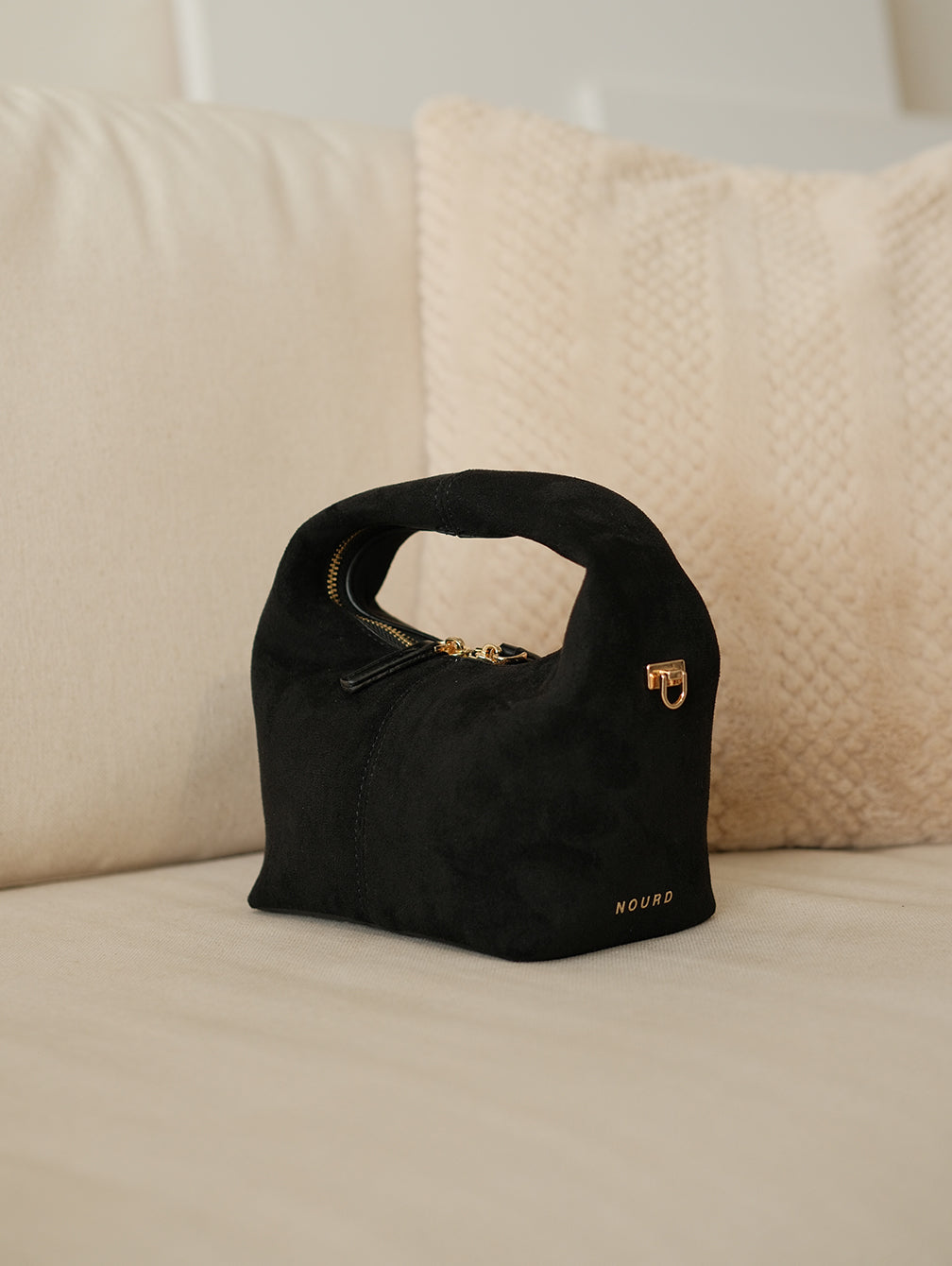 The Loren - Classic Black