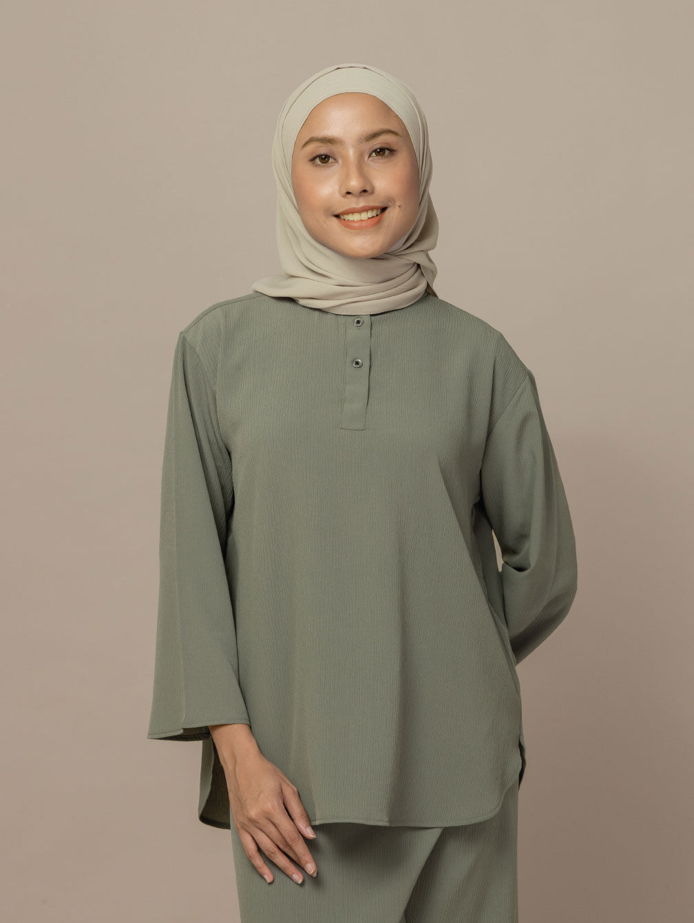 Deloka - Fern Green