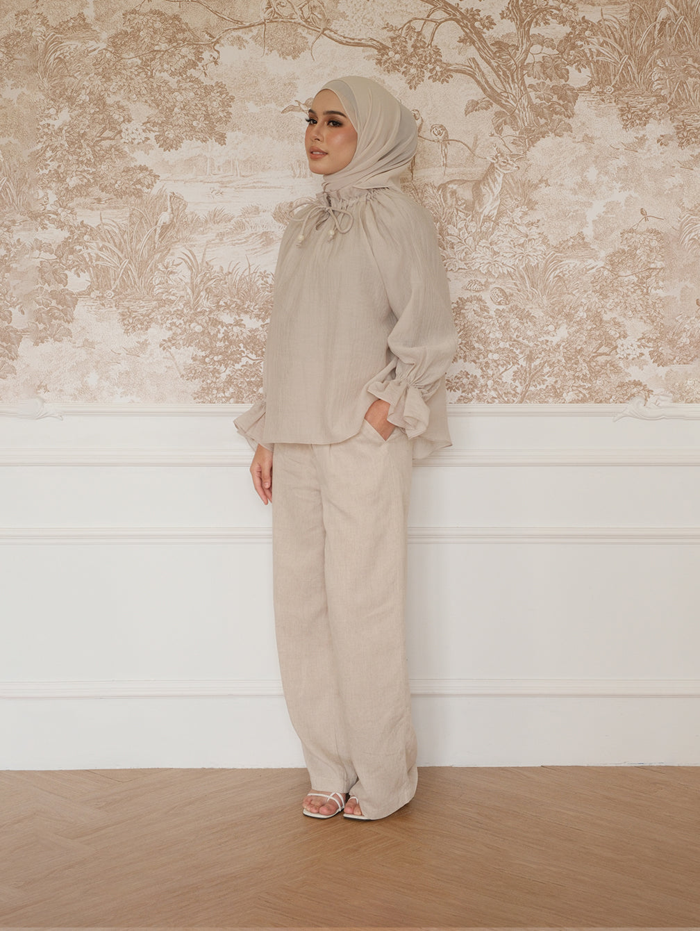 Dear Blouse - Classic Pearl