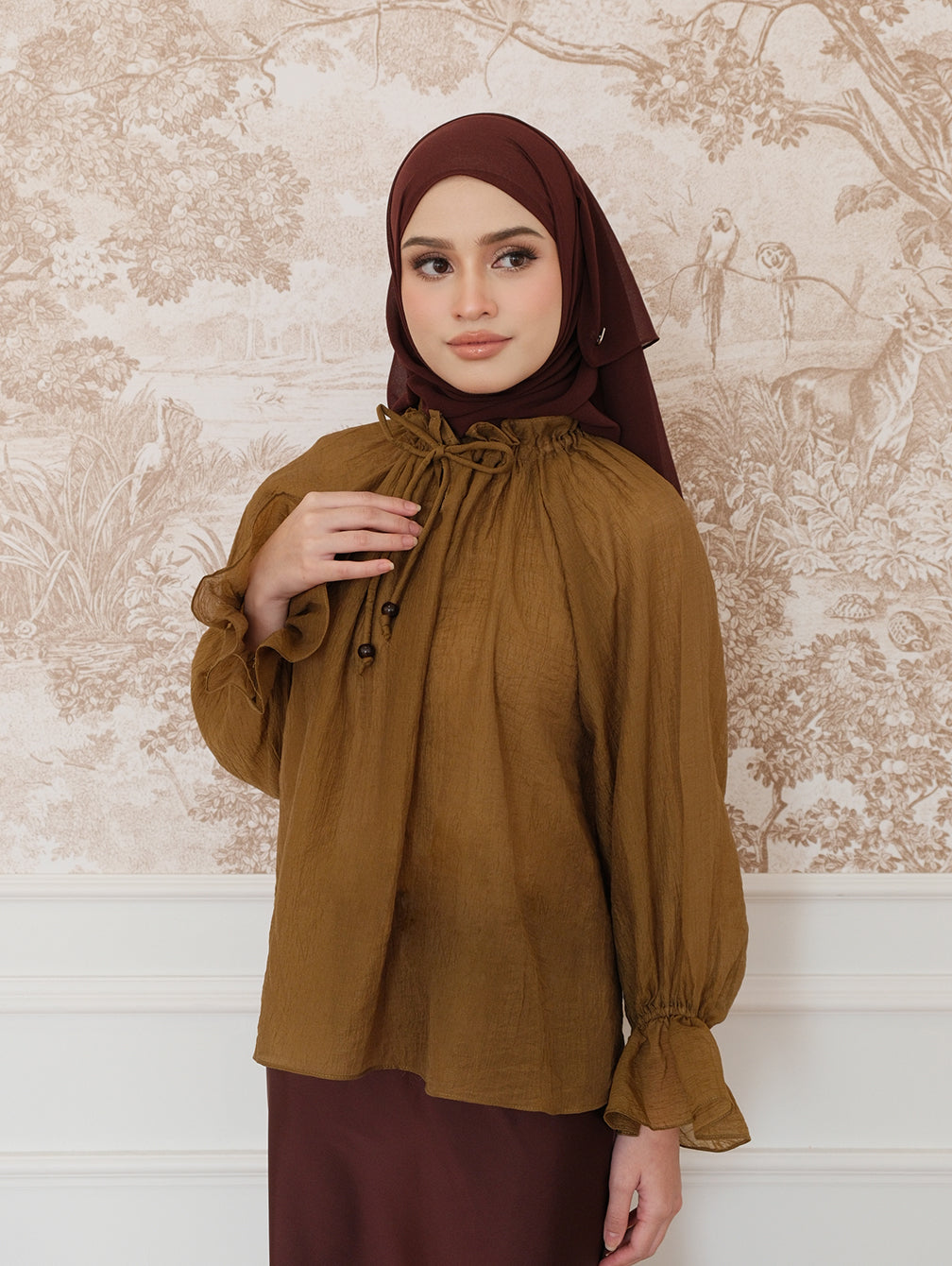 Dear Blouse - Olive Moss