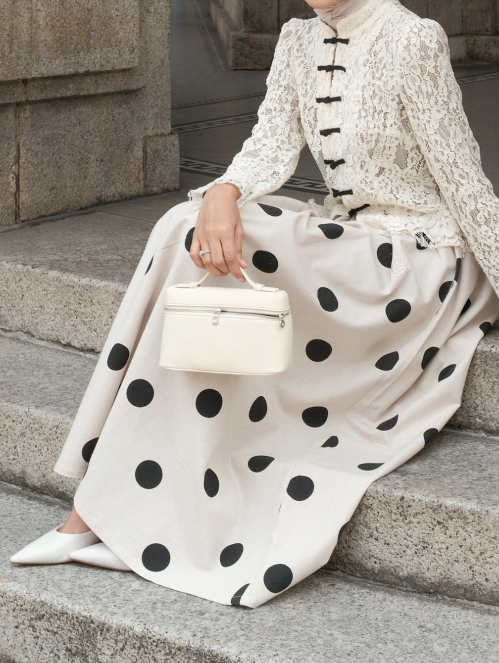 Dot Skirt - Beige Ecru