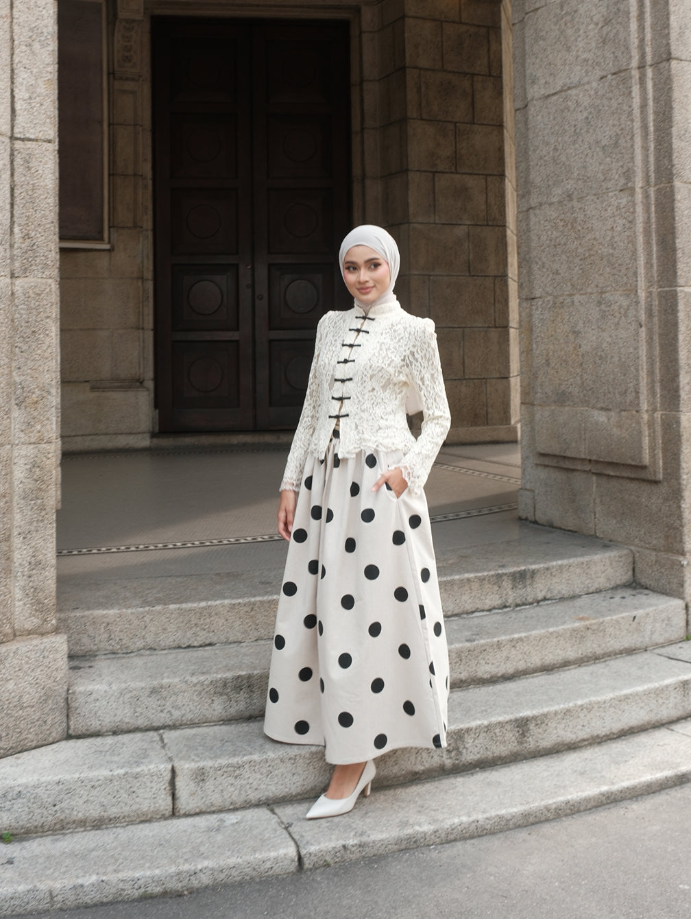 Dot Skirt - Beige Ecru