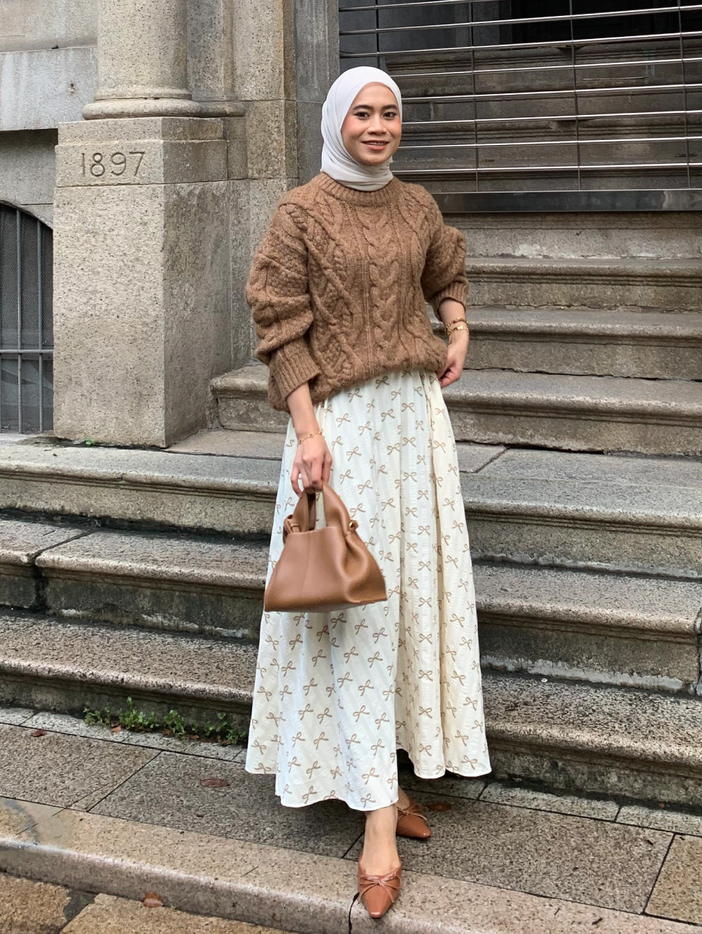 Bow Skirt - French Beige