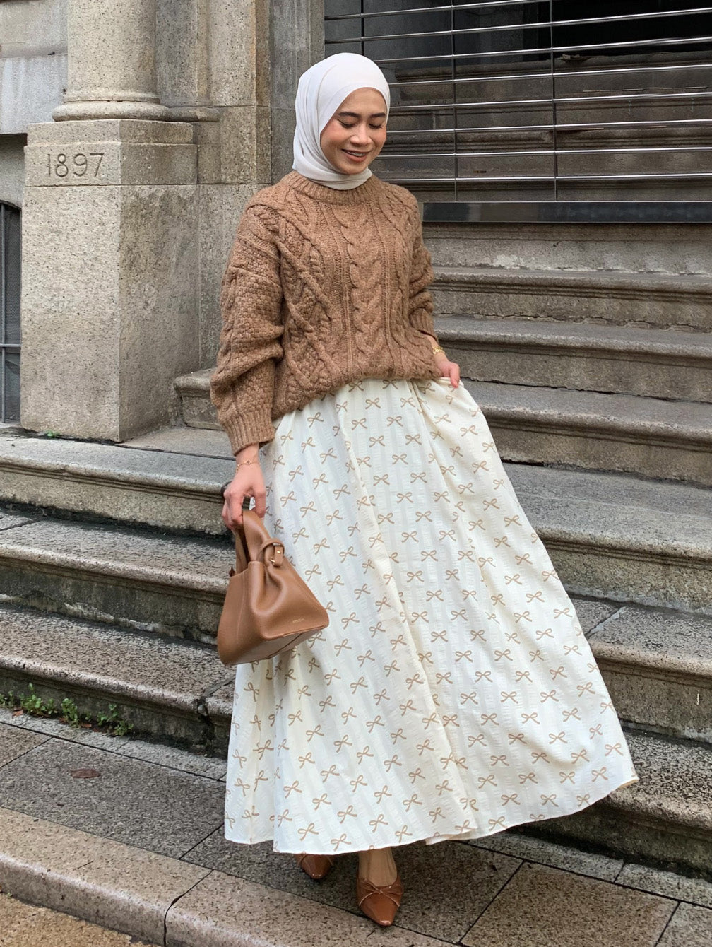 Bow Skirt - French Beige