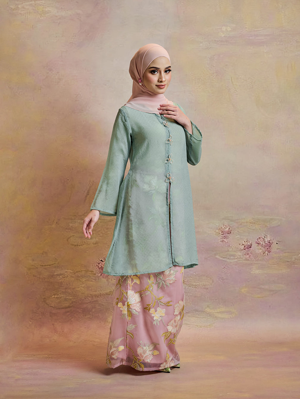 She Darline - Petaline Quinn