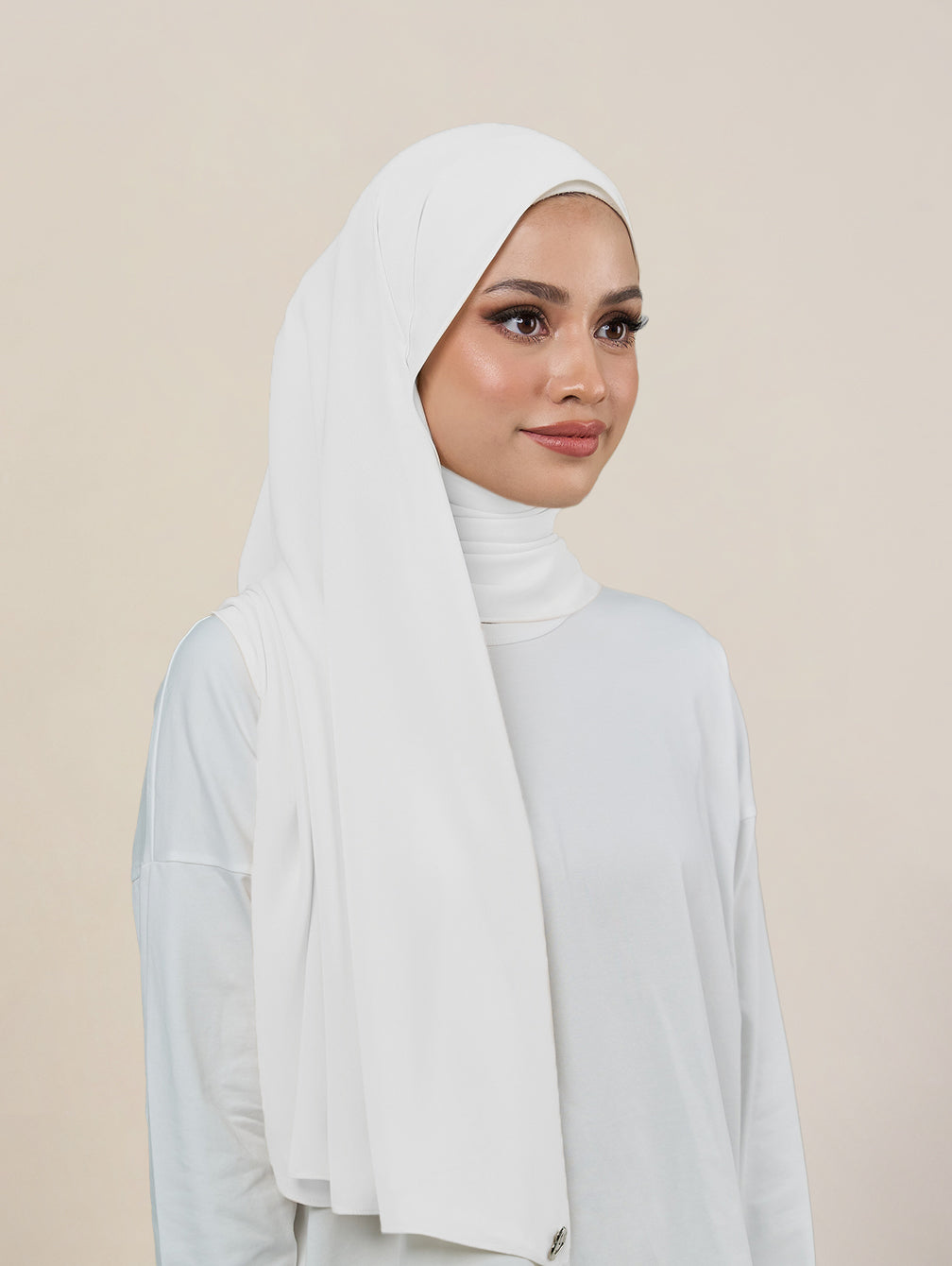 Vera Shawl - Snow White